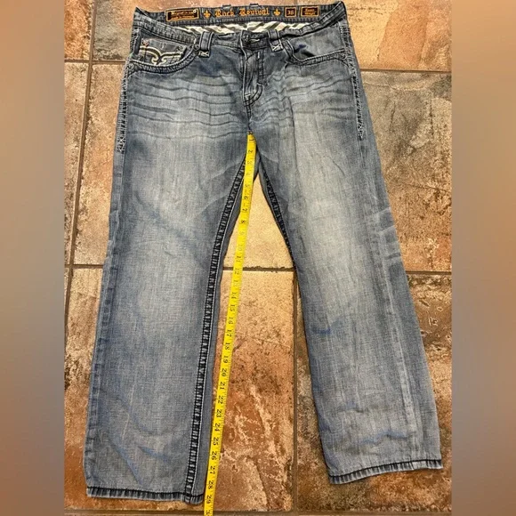 Rock Revival Light Blue Straight Jeans
Style: “Kasen” - Picture 3 of 4